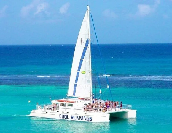 Half-Day Private Catamaran And Dunn's River Falls Tour in Ocho