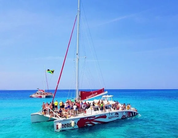 Multi Day tour with Catamaran and Rick's Cafe from Mont ego Bay